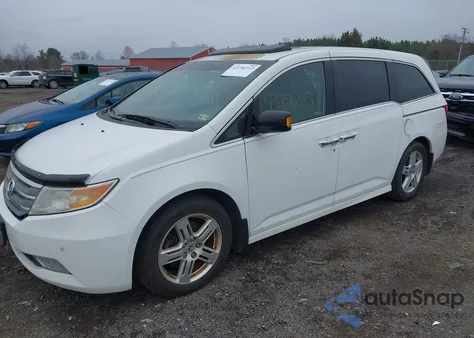 2011 Honda Odyssey Touring/Touring Elite from USA, damaged, VIN 5FNRL5H9XBB028259